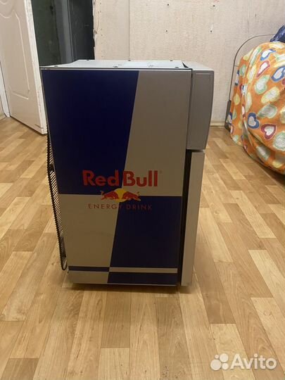 Минихолодильник red bull