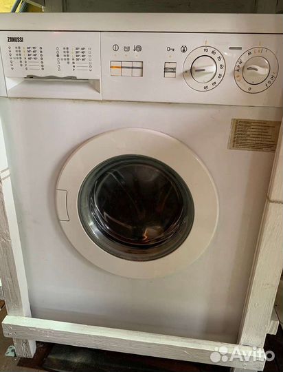 Стиральная машина zanussi fl704nn бу