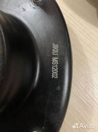 Опора амортизатора