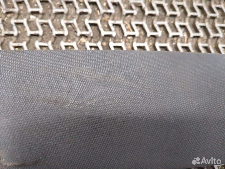 Обшивка стойки Audi A3, 2016