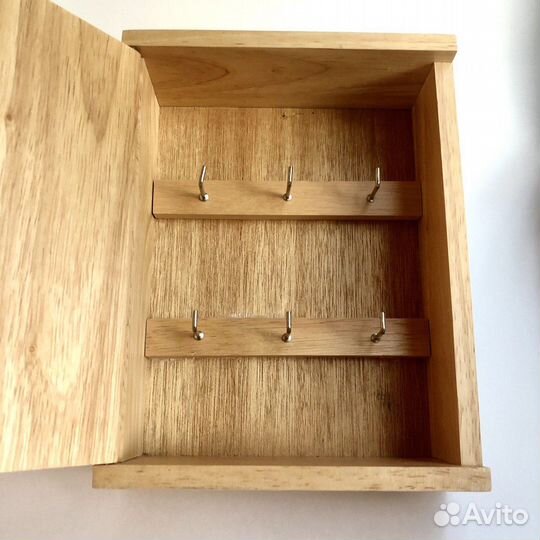 Ключница настенная из дерева