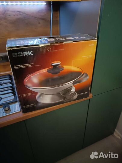 Сковорода вок bork