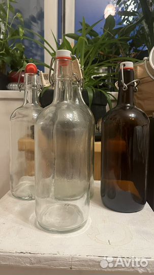 Бутылка для декора с бугельным замком