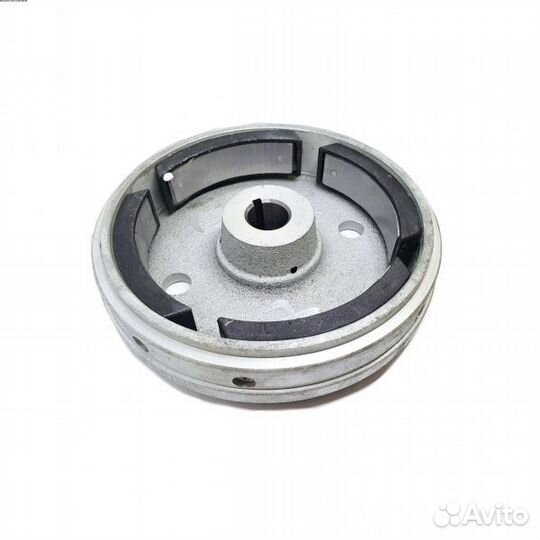 Маховик Tohatsu (Тохатсу) 9.8 л.с 2 такта