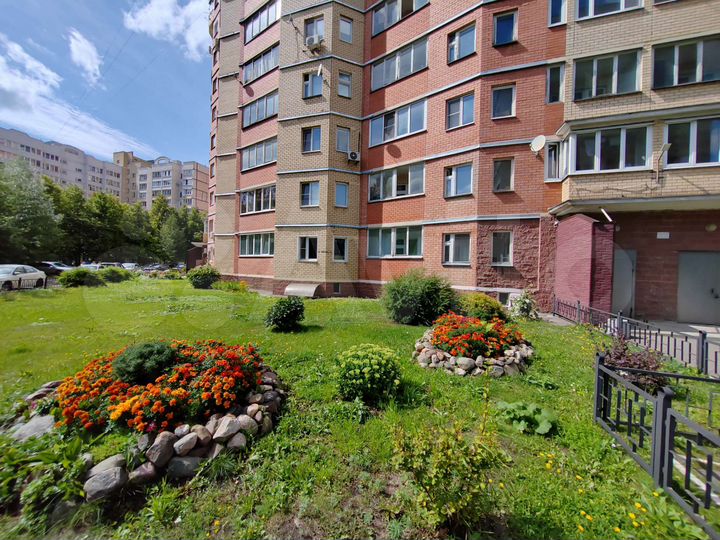 2-к. квартира, 75,7 м², 1/18 эт.
