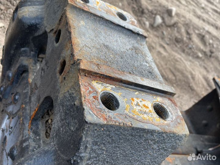 Крепление балансира урал