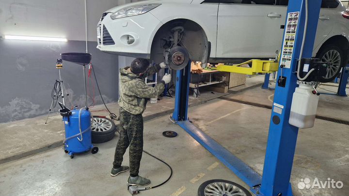 Автосервис самообслуживания, гараж на час