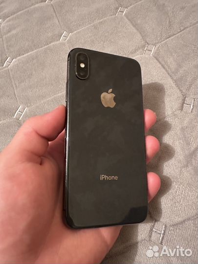 iPhone X, 64 ГБ