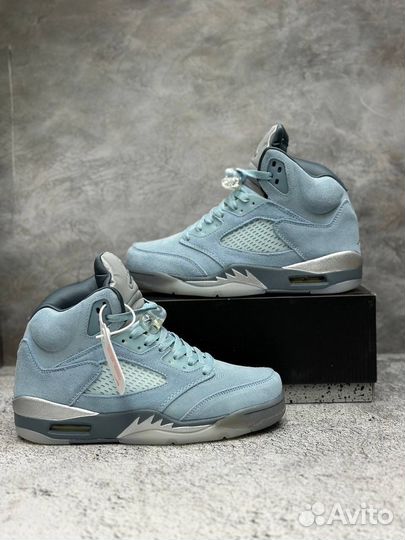 Nike Air Jordan 5 Retro UNC University Blue
