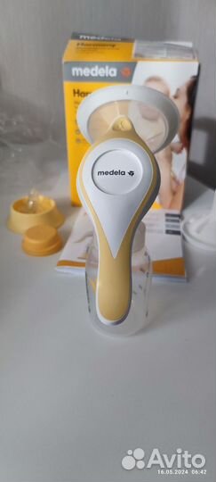 Молокоотсос medela ручной