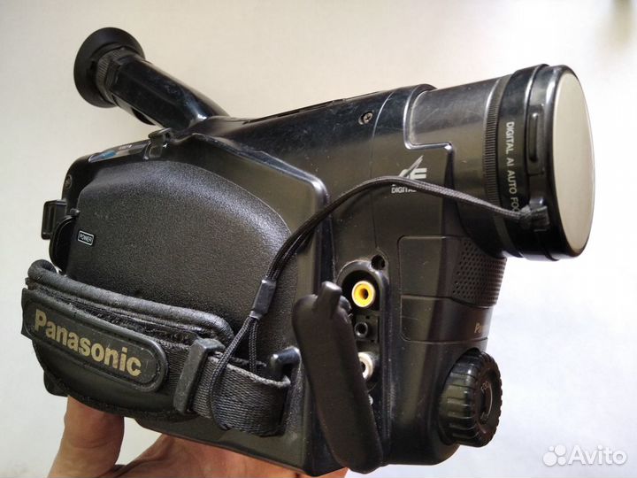 Видеокамера Panasonic NV-RX1 или Меняю