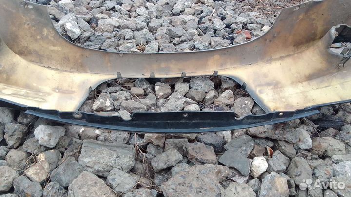 Бампер Крайслер Конкорд 2