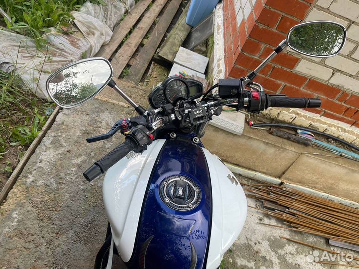 Suzuki gladius 400