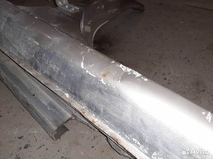 Порог правый со средней стойкой Hyundai Getz (2002