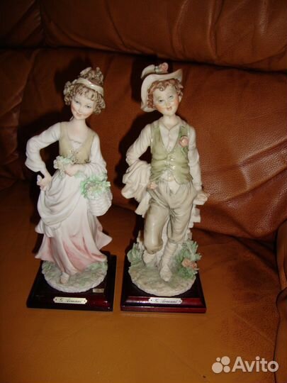 Две статуэтки Capodimonte G. Armani Парочка