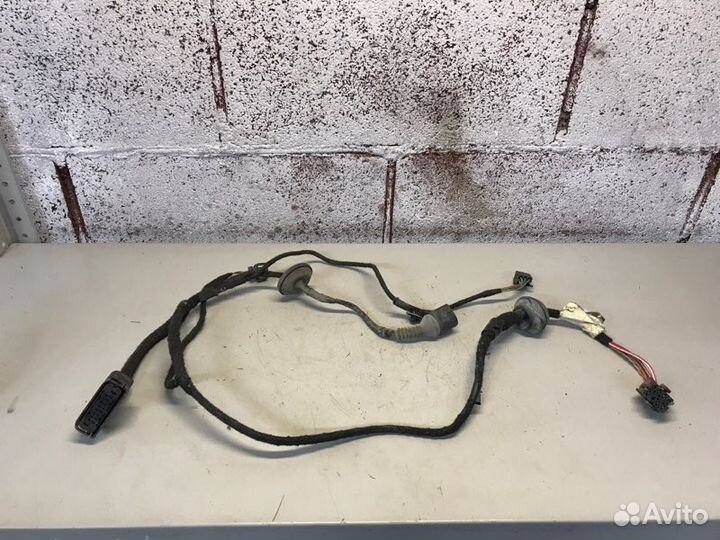 Проводка двери задняя левая Volkswagen Passat B5