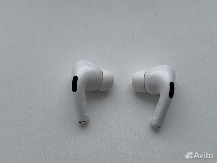 Левый и правый наушник AirPods Pro (оригинал)