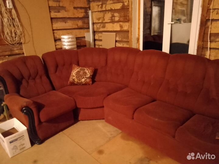 Угловой диван бу