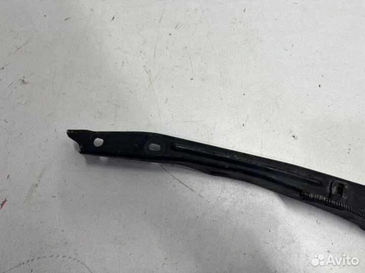 Стойка замка капота передняя Toyota Camry V50/V55