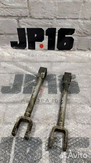 Рычаг подвески нижний задний левый Infiniti Fx35