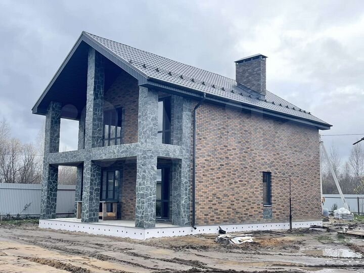 Коттедж 203 м² на участке 5,2 сот.