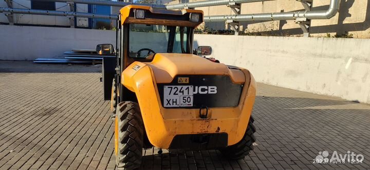 Телескопический погрузчик JCB 515-40, 2011