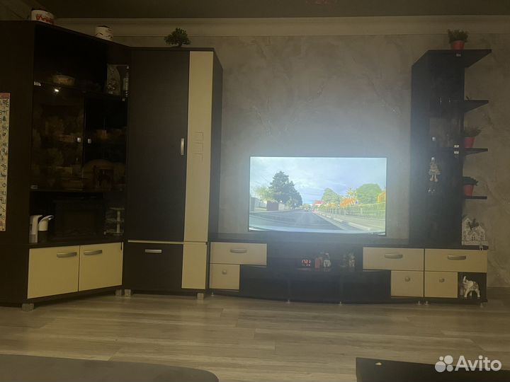 Стенка горка в гостиную бу