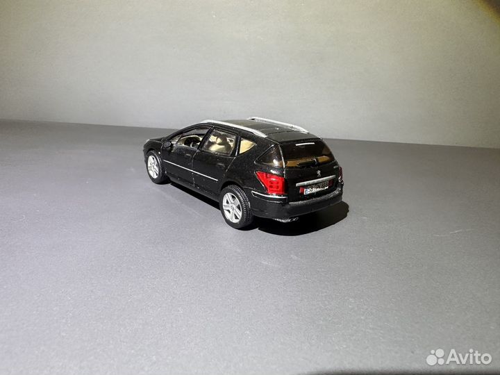 Peugeot 407 sw norev 1:43