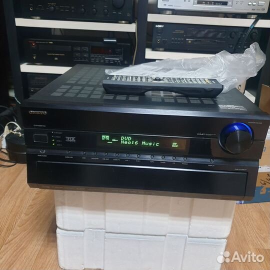 AV ресивер Onkyo