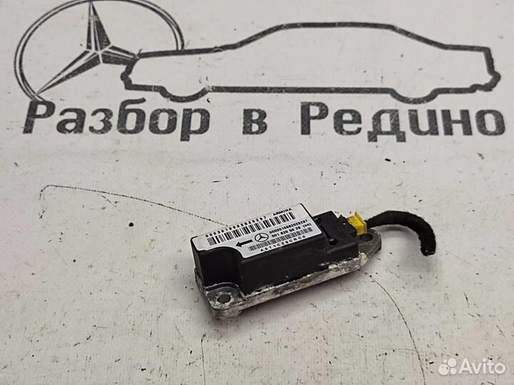 Датчик удара w210 E-class 611.961 2001