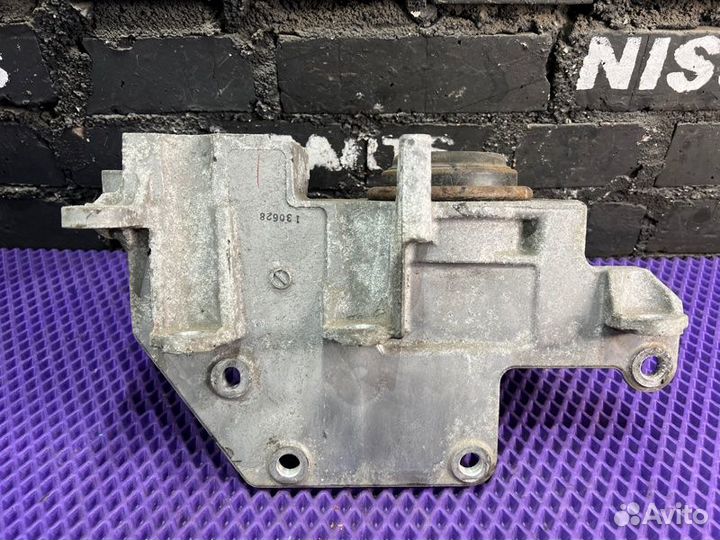 Подушка двигателя левая Nissan X-Trail