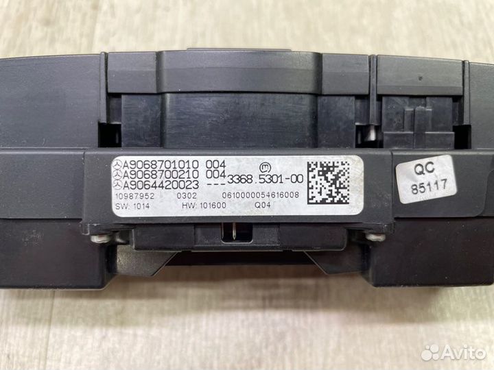 Блок кнопок В торпедо - Mercedes Sprinter W906 515