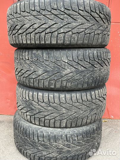 Nokian Tyres Hakkapeliitta R2 SUV 255/50 R20