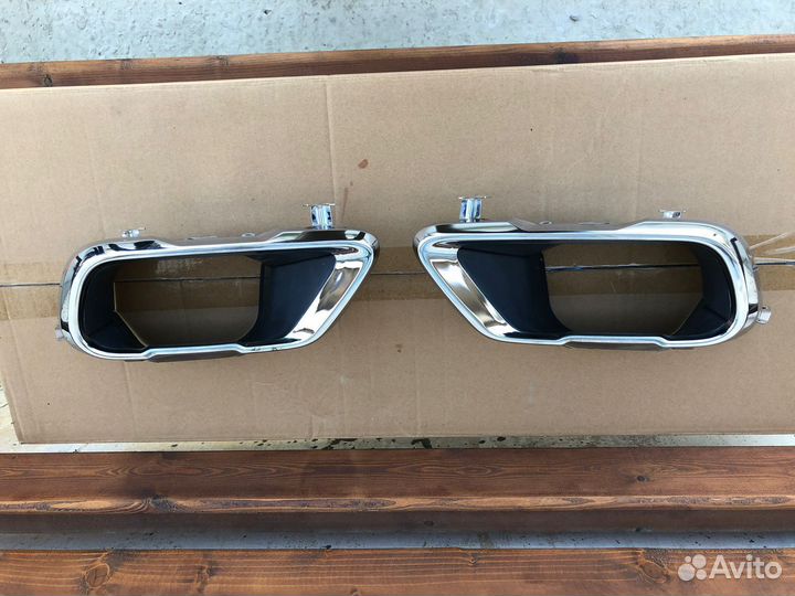 Решетка и насадки на глушители BMW X7 хром родной