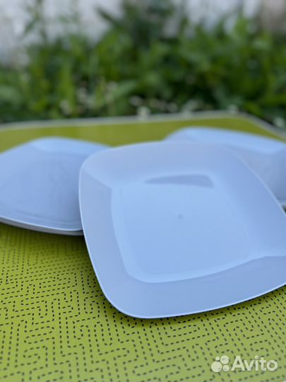 Набор столовой посуды новый