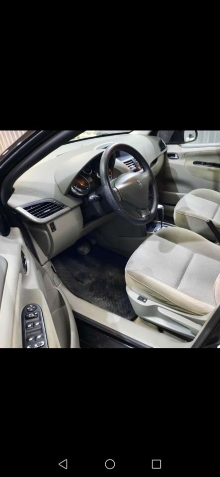 Peugeot 207: фото владельца