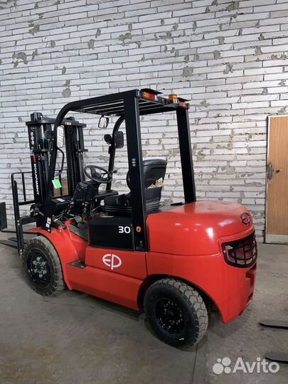 Вилочный погрузчик EP Equipment CPCD30T3, 2023