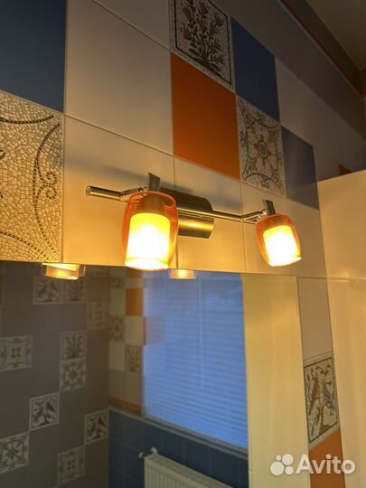 Светильник настенный оранжевый