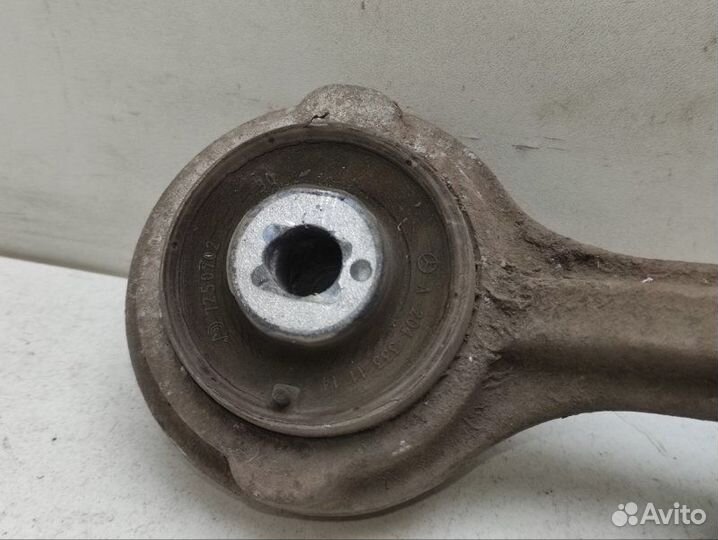 Рычаг подвески передний правый Mercedes Slk R172