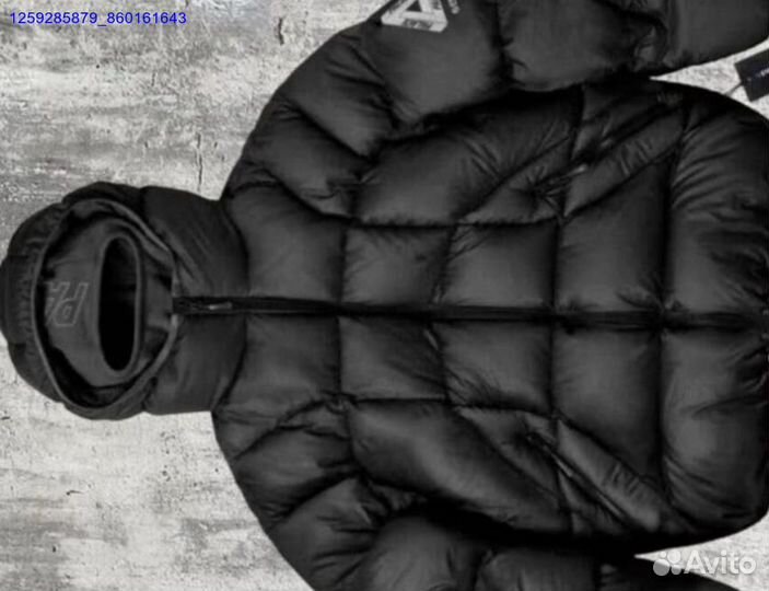 Зимняя куртка Palace: стиль и тепло в морозы