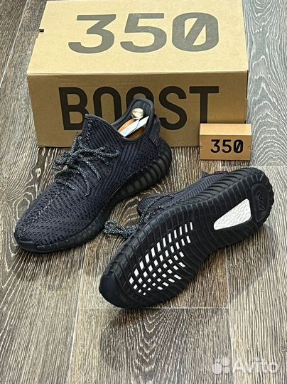 Кроссовки adidas yeezy boost 350