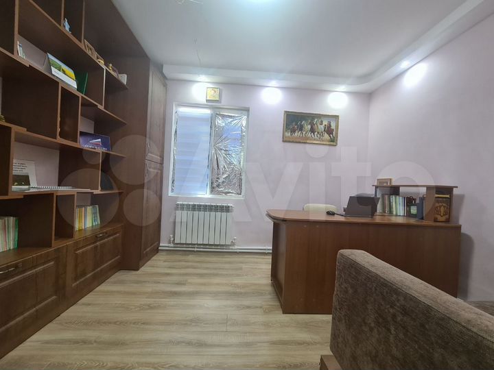 Офис, 139 м²