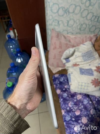 iPad mini 32gb Sim+Wi-Fi(читаем описание)