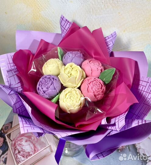 Букет из пионов из бельгийского шоколада