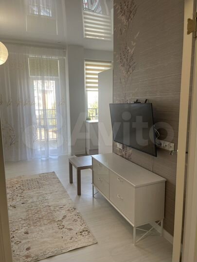 2-к. квартира, 55 м², 3/6 эт.