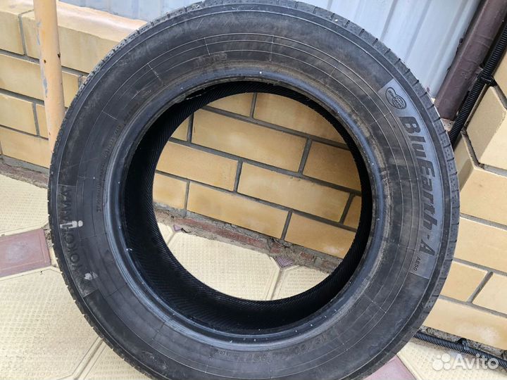 Yokohama BluEarth AE50 215/60 R16