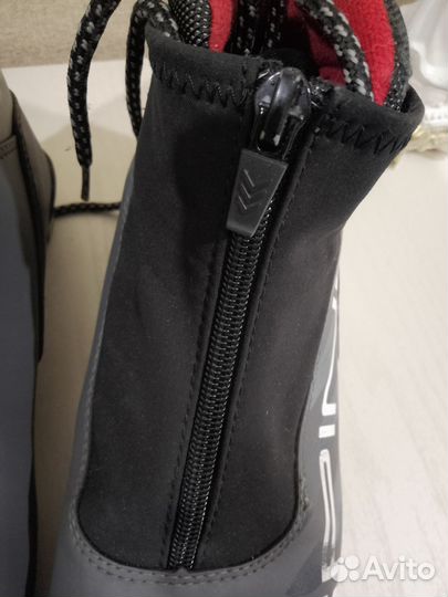 Лыжные ботинки 40 р