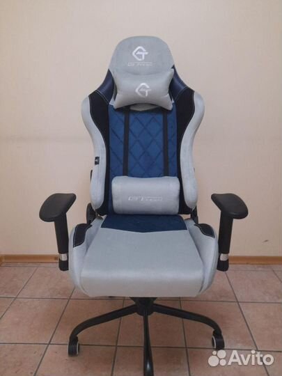 Компьютерное игровое кресло