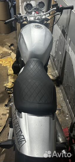 Suzuki inazuma 400