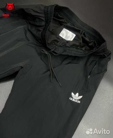 Спортивный костюм adidas